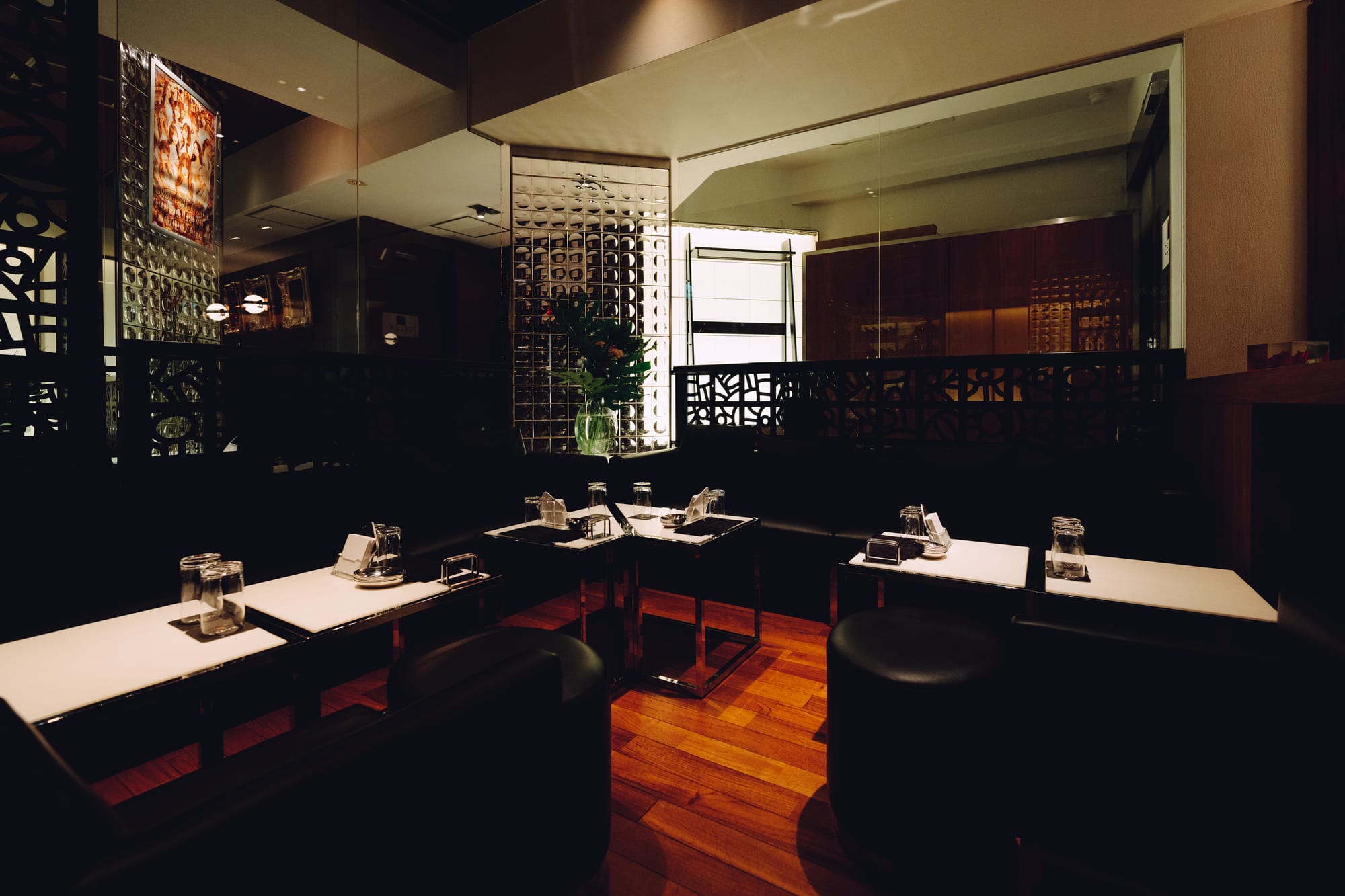 CELUX MAIN ROOM