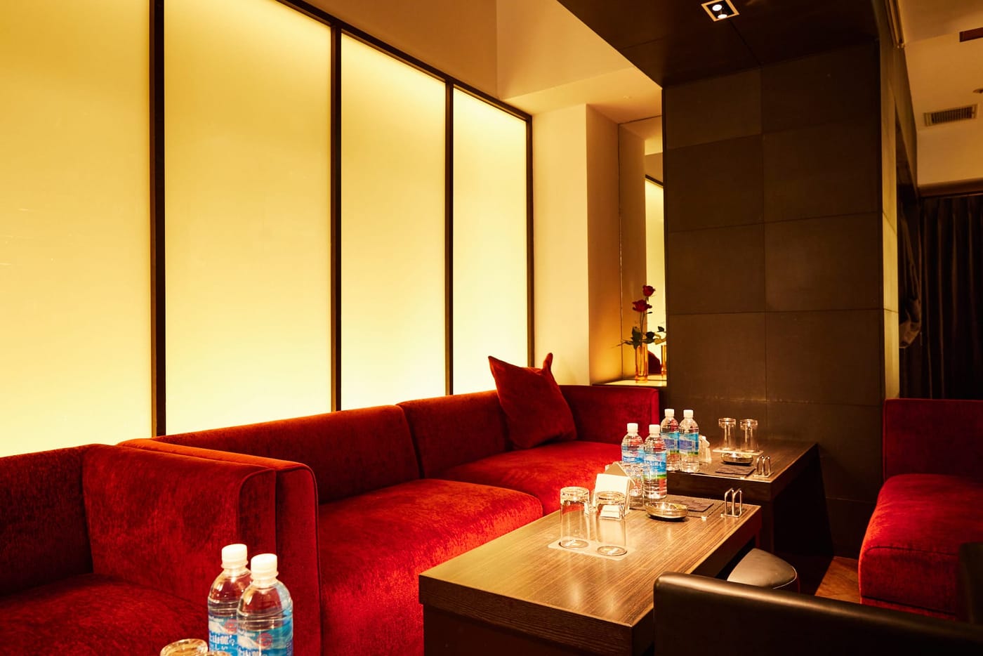CELUX VIP ROOM ソファ席